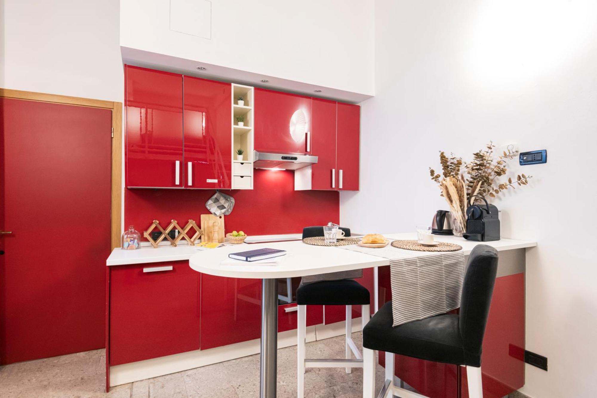 Easylife - Accogliente Monolocale In Via Torino, Posizione Perfetta Per Scoprire La Citta Apartment Milan Luaran gambar