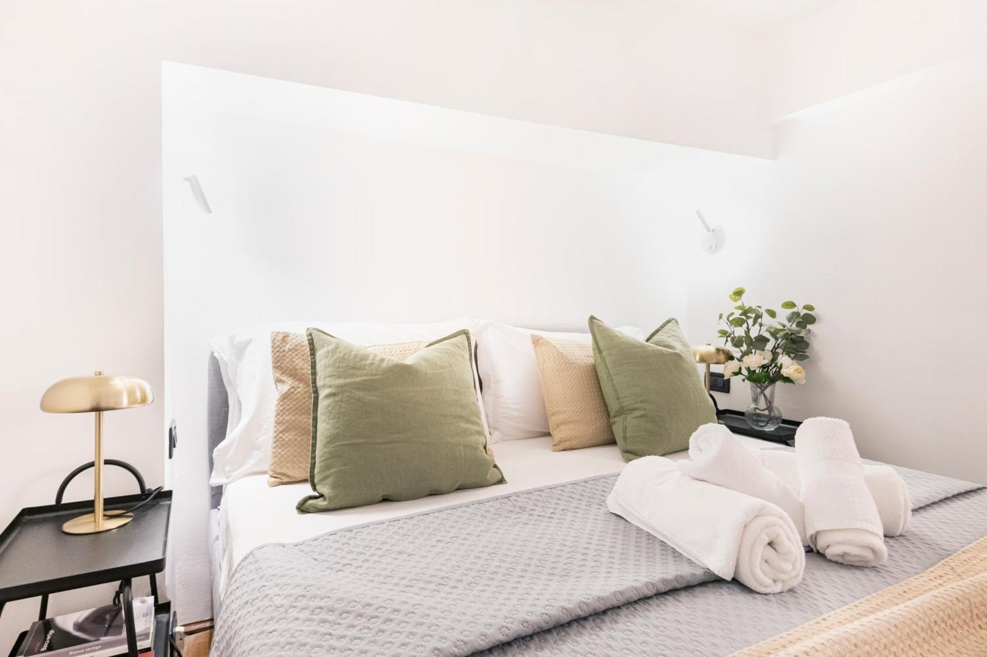 Easylife - Accogliente Monolocale In Via Torino, Posizione Perfetta Per Scoprire La Citta Apartment Milan Luaran gambar